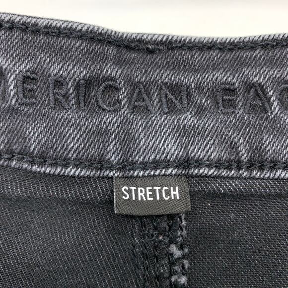 American Eagle Highest Rise Mom Short Womens Sz 20 Washed Black Cut Off Hem - Picture 6 of 8
